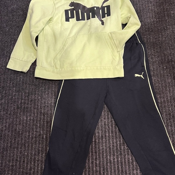Puma Neon Green Hoodie and Black Track Pants Kids size S (8) - Picture 6 of 11